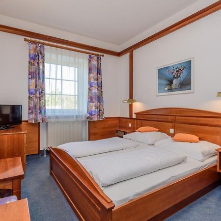Hotel Gasthof Stoeckler à Enns Extérieur photo