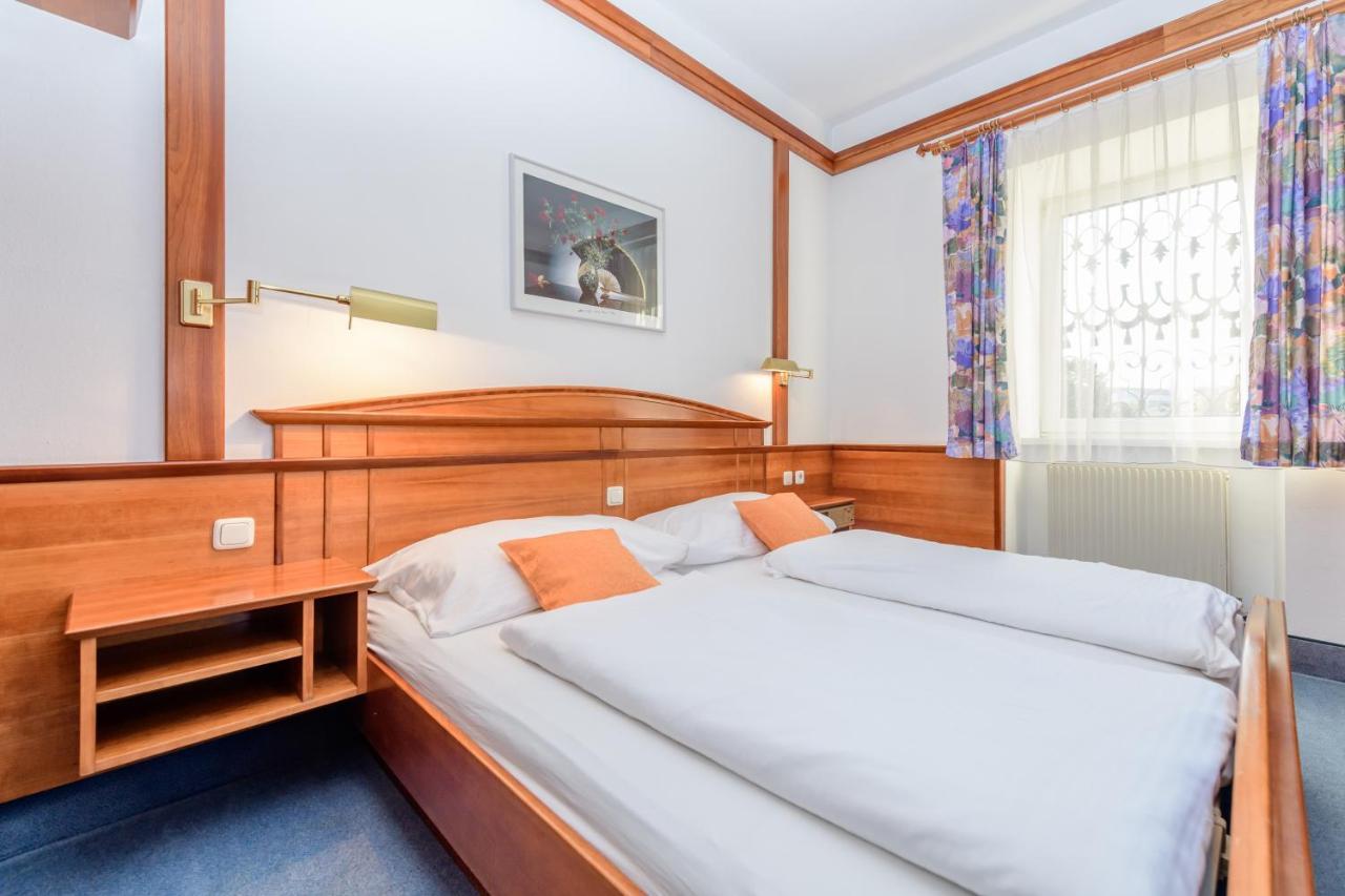 Hotel Gasthof Stoeckler à Enns Extérieur photo