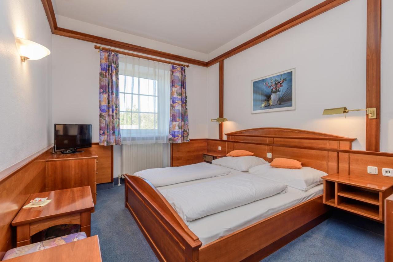 Hotel Gasthof Stoeckler à Enns Extérieur photo