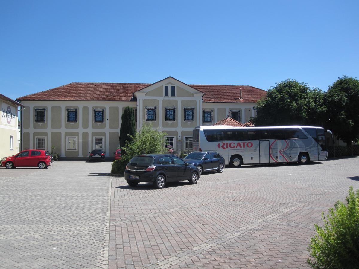 Hotel Gasthof Stoeckler à Enns Extérieur photo