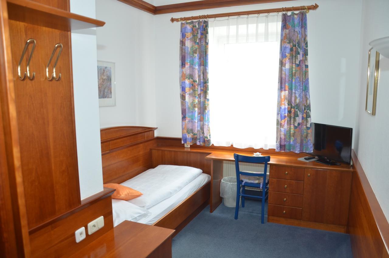 Hotel Gasthof Stoeckler à Enns Extérieur photo